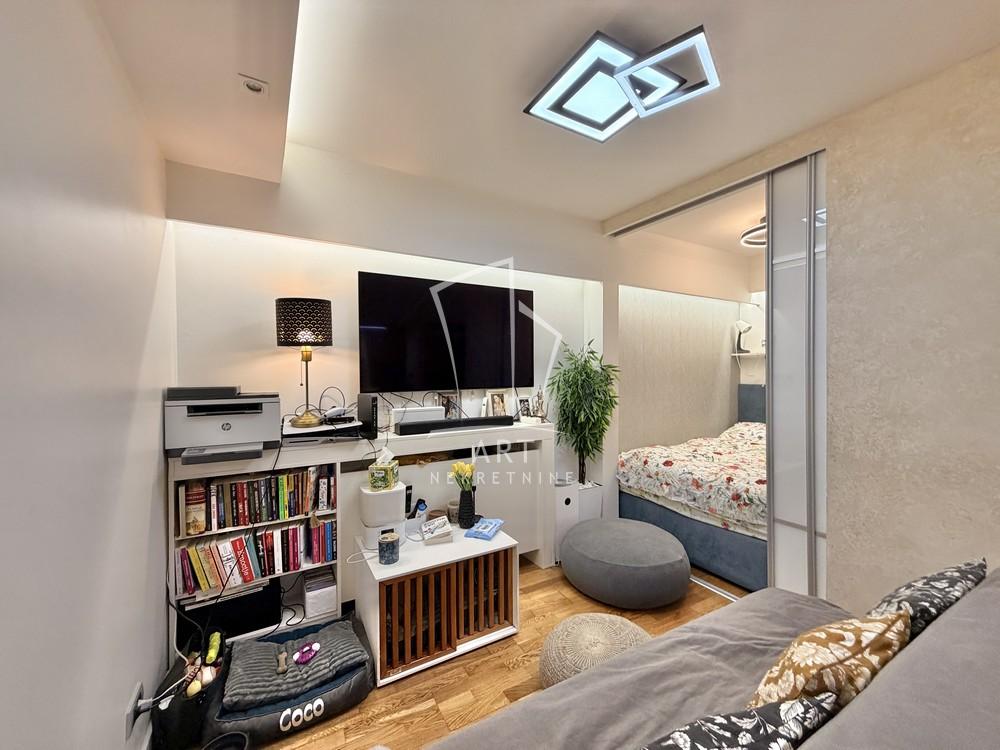 Slika 1 - Bulevar despota Stefana, Trosoban stan na prodaju, 54m2, 220.000€