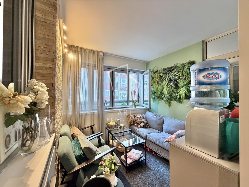 Slika 2 - Bulevar despota Stefana, Trosoban stan na prodaju, 54m2, 220.000€