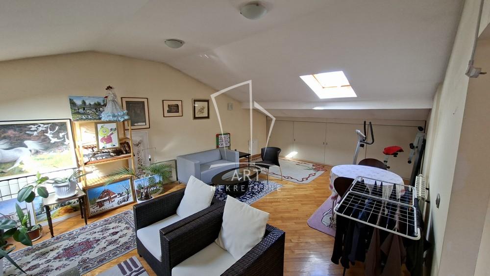 Slika 11 - Veselina Masleše,  Kuća na prodaju, 265m2, 580.000€