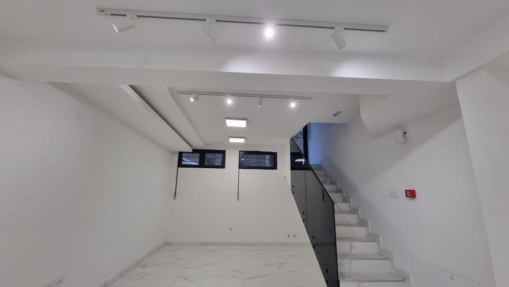 Slika 1 - Lovćenska 6,  Lokal za izdavanje, 64m2, 700€