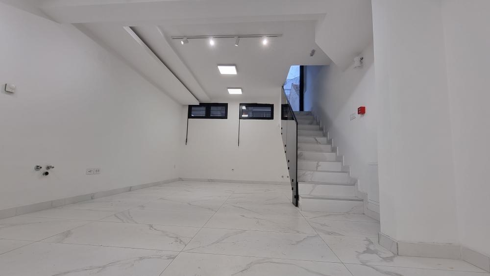 Slika 2 - Lovćenska 6,  Lokal za izdavanje, 64m2, 700€