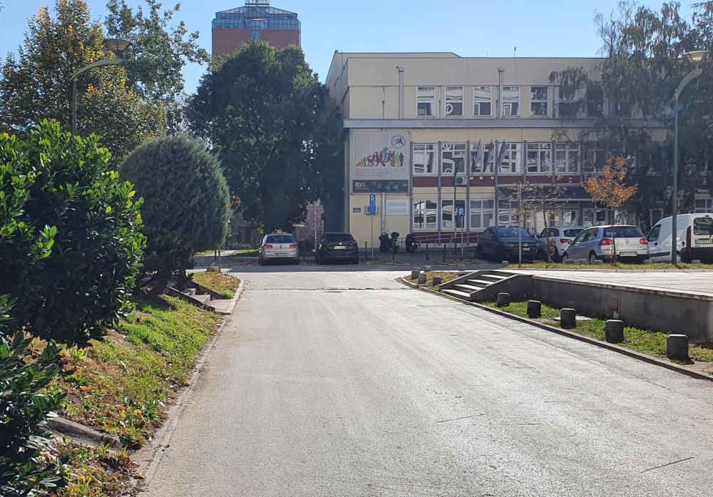 Slika 6 - Lovćenska 6,  Lokal za izdavanje, 64m2, 700€