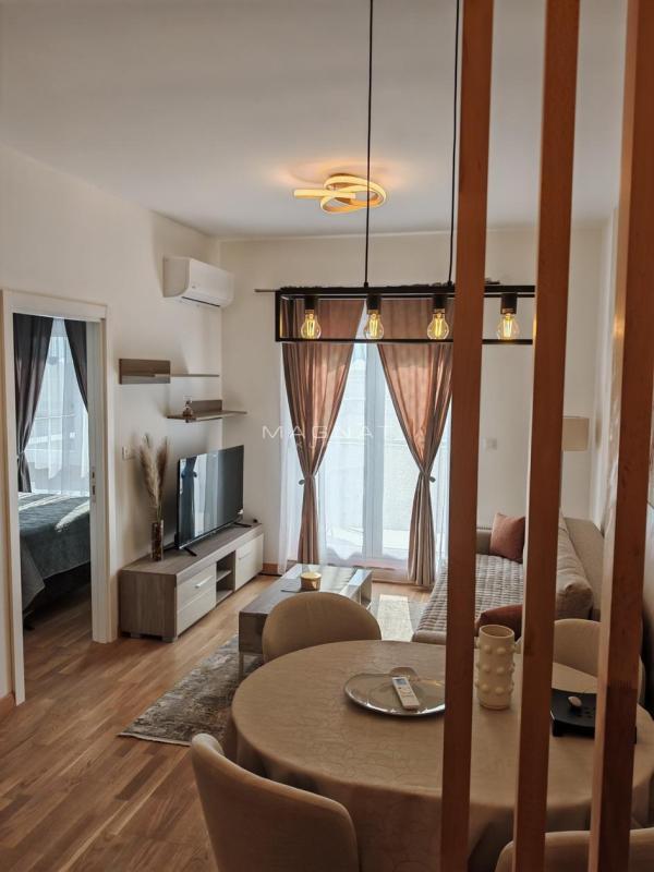 Glavna slika -Zire Adamovića, Jednoiposoban stan za izdavanje, 50m2, 650€