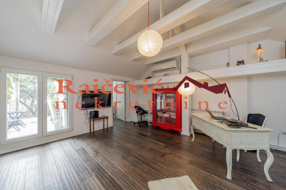Slika 1 - Topolska, Trosoban stan na prodaju, 82m2, 320.000€