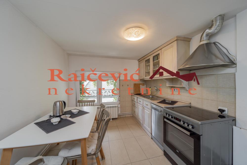 Slika 8 - Topolska, Trosoban stan na prodaju, 82m2, 320.000€