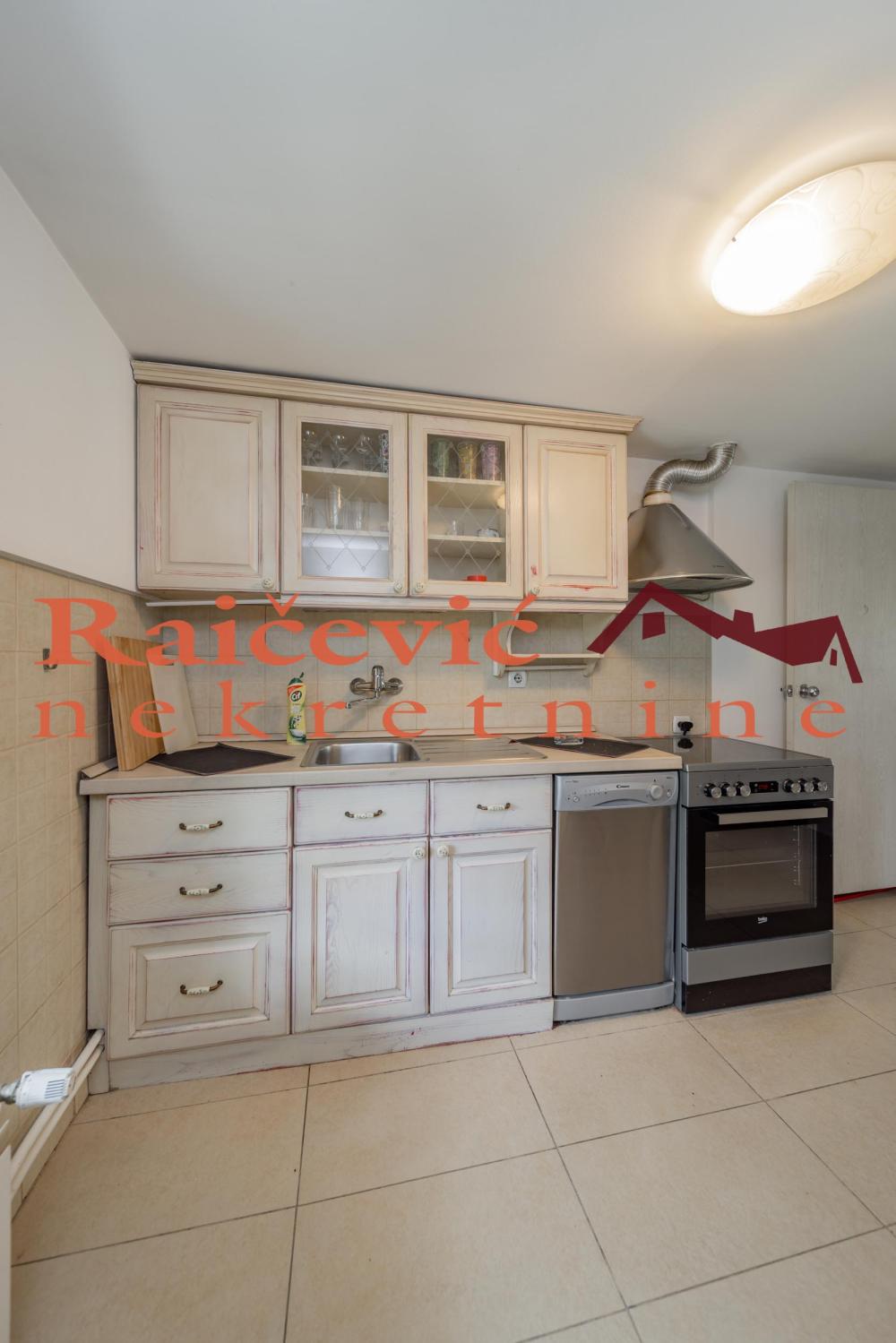 Slika 9 - Topolska, Trosoban stan na prodaju, 82m2, 320.000€
