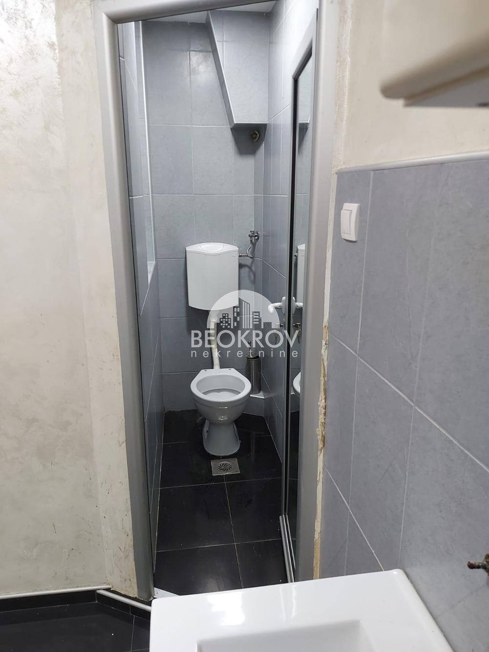 Slika 8 - Gospodar Jovanova,  Lokal za izdavanje, 38m2, 1.000€