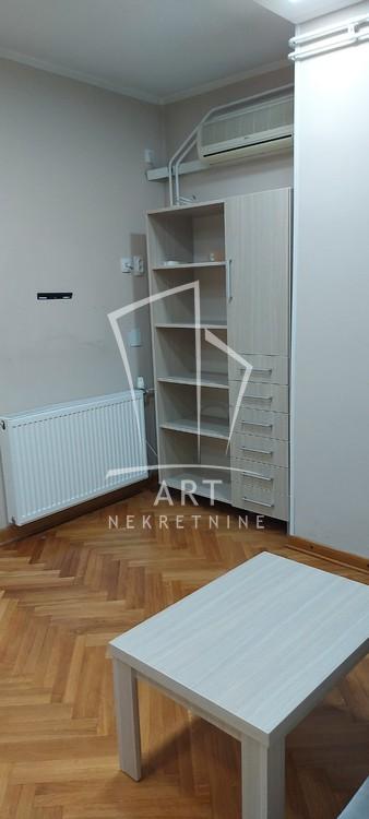 Slika 6 - Zaplanjska, Trosoban stan za izdavanje, 24m2, 600€