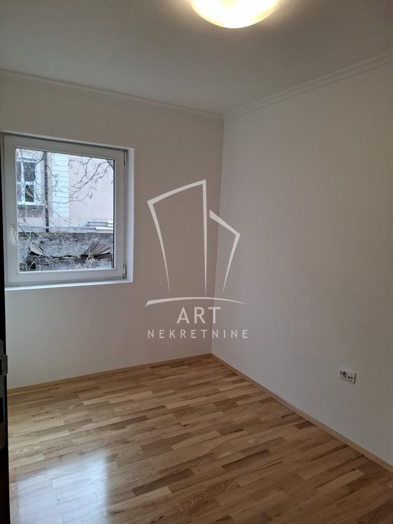 Slika 1 - Kneza Miloša, Troiposoban stan za izdavanje, 85m2, 1.000€