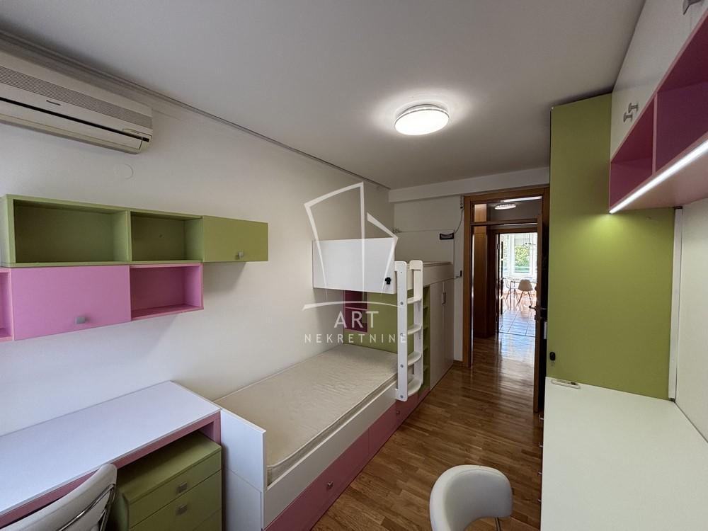 Slika 6 - Pjarona de Mondezira, Trosoban stan za izdavanje, 77m2, 1.250€