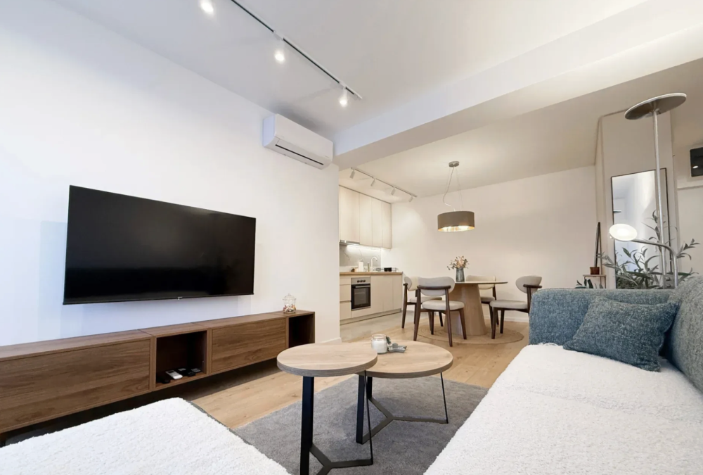 Glavna slika -Centar, Dvosoban stan za izdavanje, 52m2, 550€