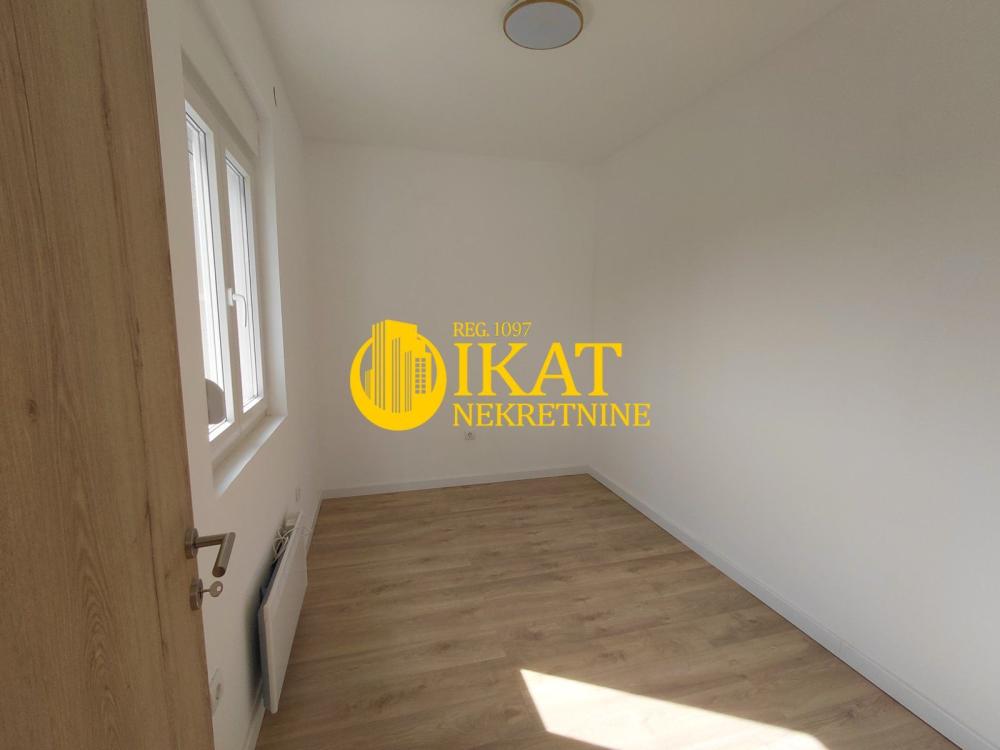 Slika 5 - Severni bulevar, Četvorosoban stan na prodaju, 74m2, 224.000€