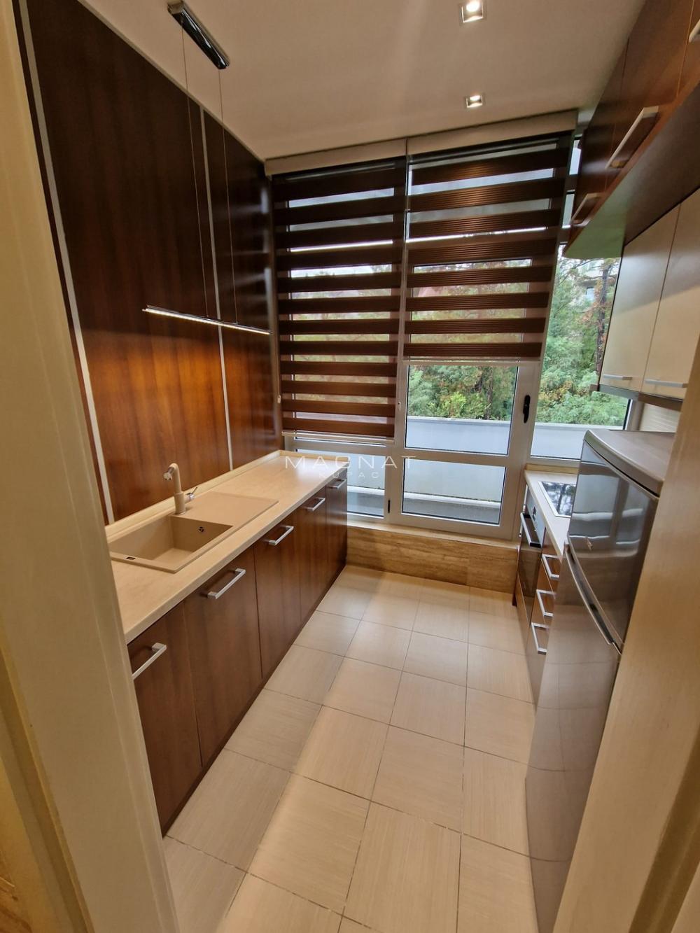 Slika 5 - Velisava Vulovića, Jednosoban stan za izdavanje, 48m2, 1.100€