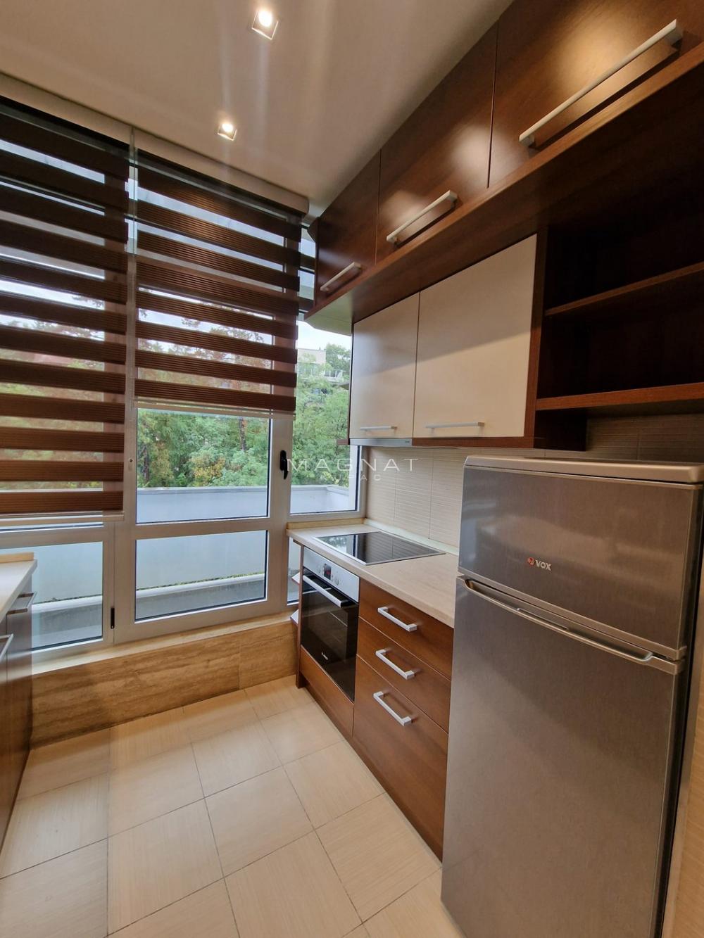 Slika 3 - Velisava Vulovića, Jednosoban stan za izdavanje, 48m2, 1.100€