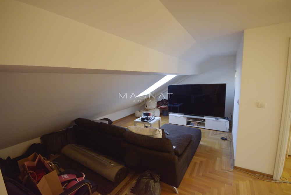 Slika 10 - Četvoroiposoban stan na prodaju, 106m2, 338.000€