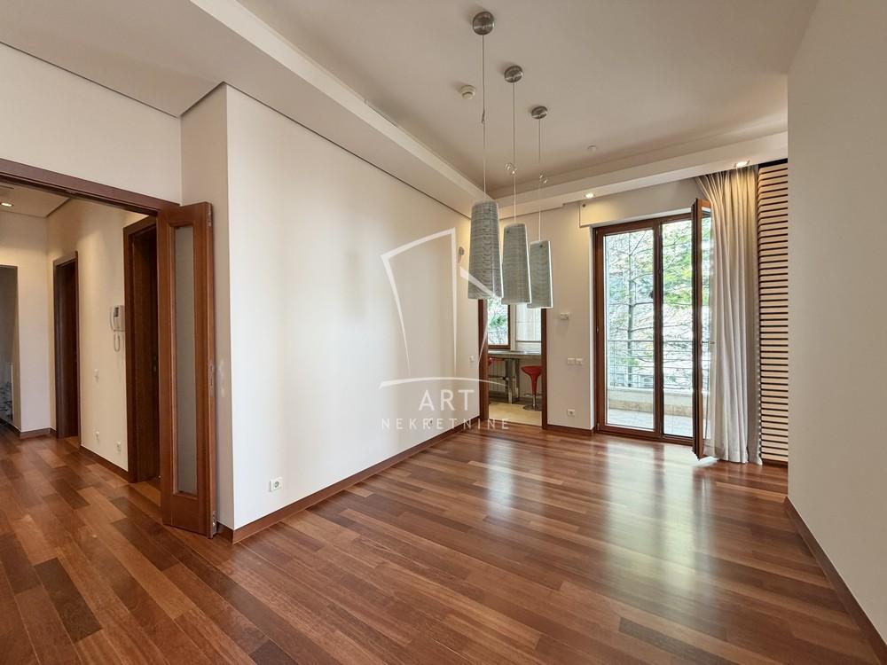 Slika 3 - Flore Sends, Petosoban stan za izdavanje, 162m2, 2.500€