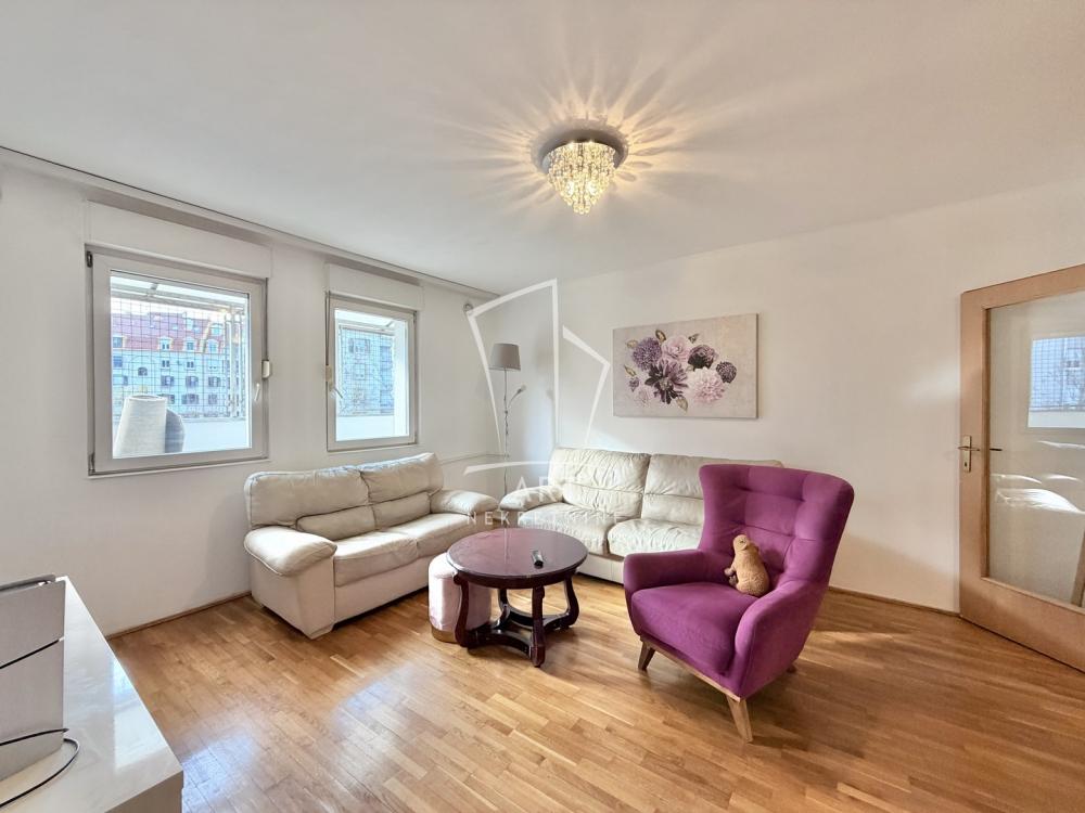 Slika 2 - Brdovita, Dvoiposoban stan na prodaju, 69m2, 280.000€