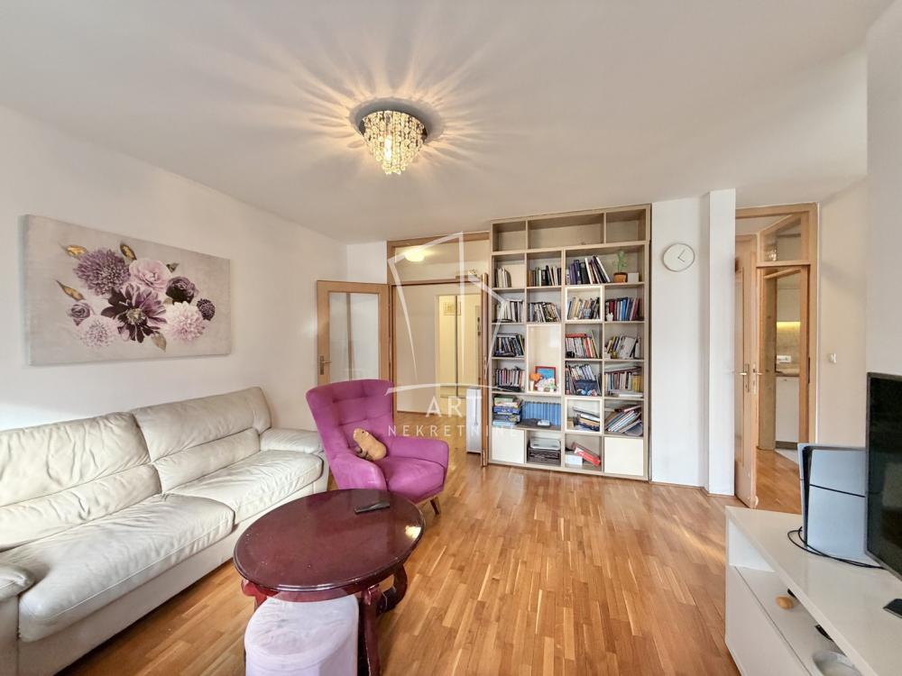 Slika 3 - Brdovita, Dvoiposoban stan na prodaju, 69m2, 280.000€