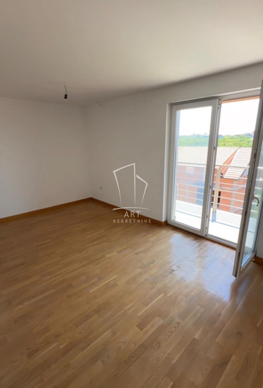 Slika 2 - Avalskog venca, Trosoban stan na prodaju, 127m2, 191.500€