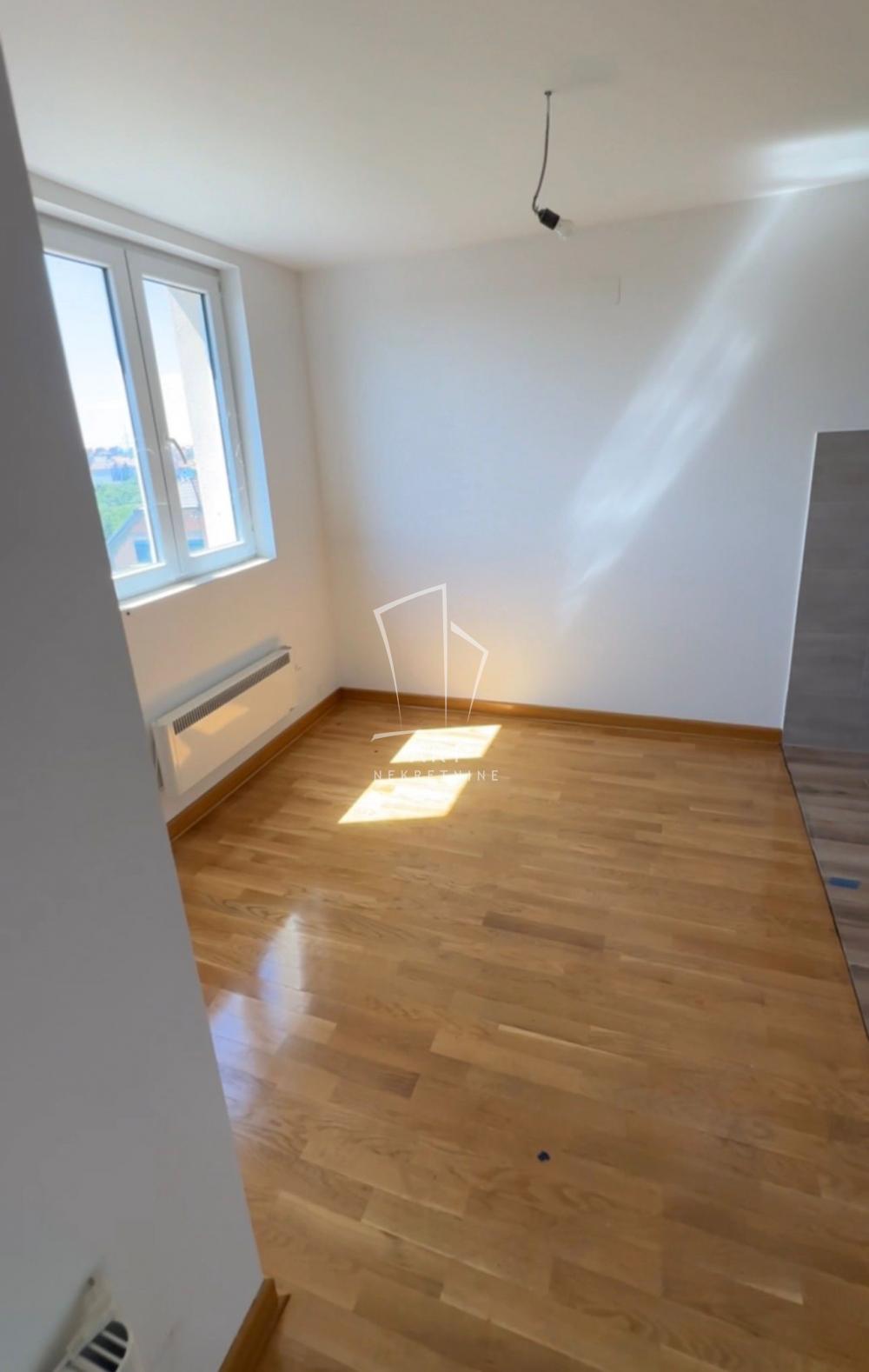 Slika 3 - Avalskog venca, Trosoban stan na prodaju, 127m2, 191.500€