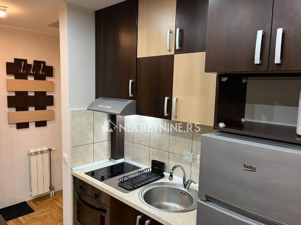 Slika 4 - Jovanke Radaković, Trosoban stan za izdavanje, 53m2, 600€