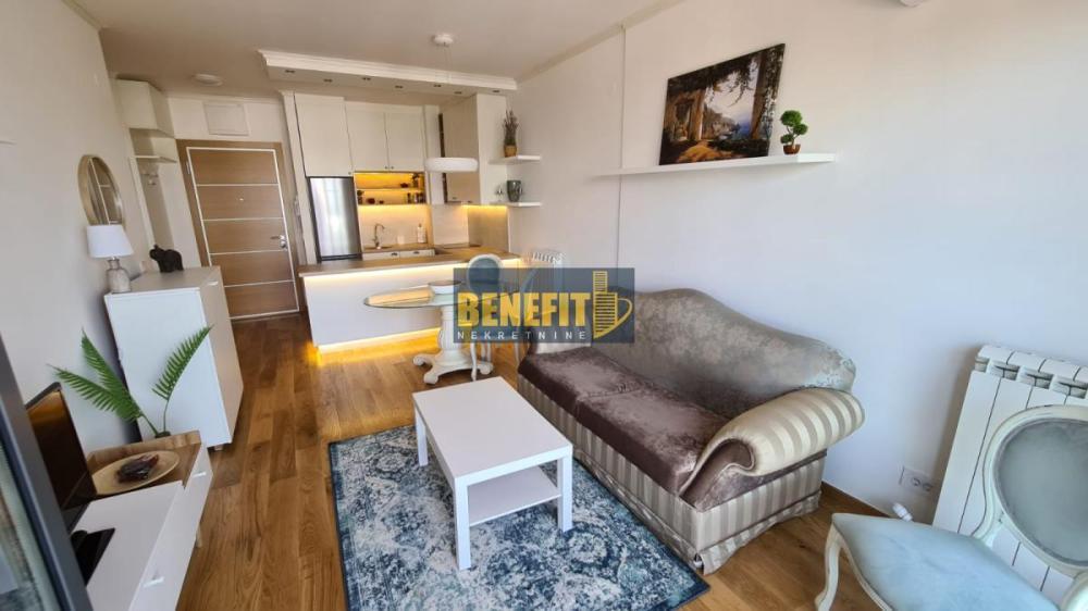 Glavna slika -Dvosoban stan za izdavanje, 46m2, 700€