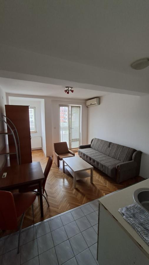 Slika 1 - Jednosoban stan za izdavanje, 24m2, 250€