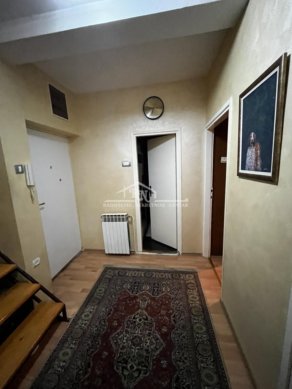 Slika 3 - Dr Nika Miljanića, Šestosoban stan na prodaju, 110m2, 278.000€