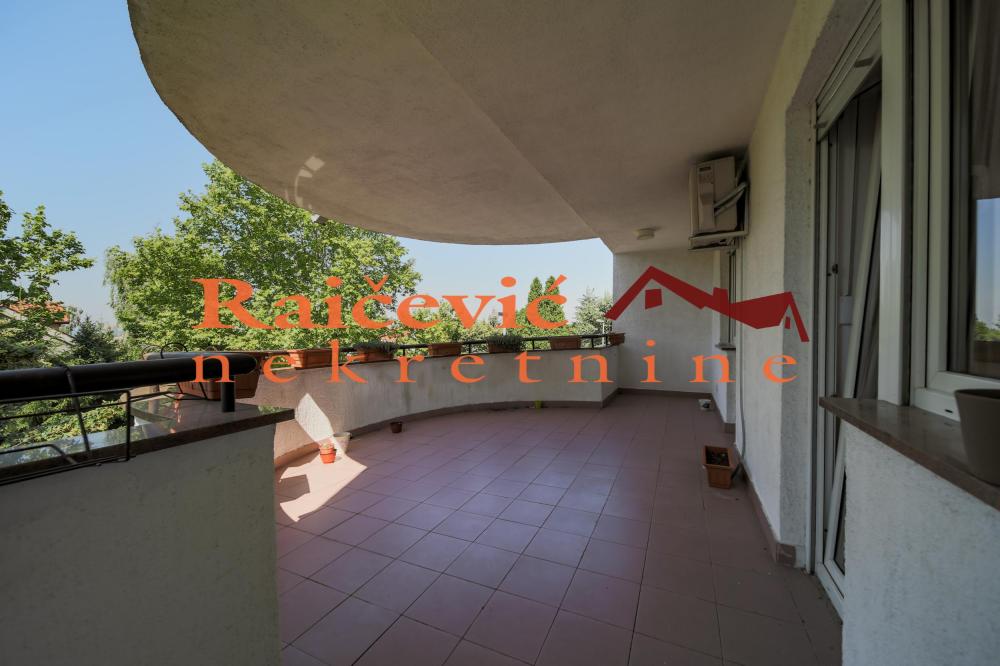 Slika 1 - Blagoja Parovica, Trosoban stan za izdavanje, 102m2, 1.450€