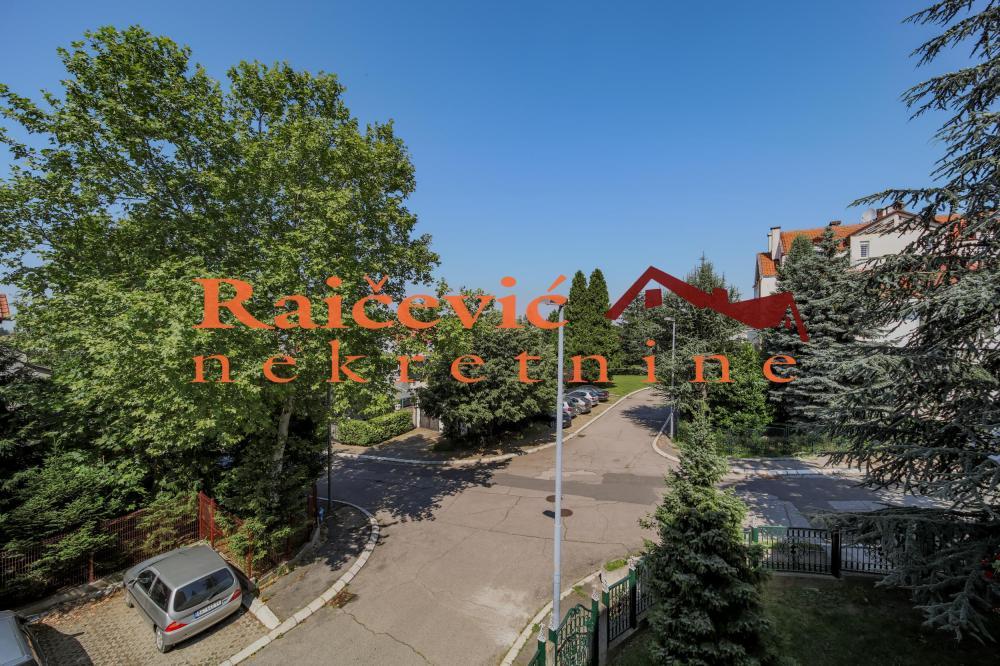 Glavna slika -Blagoja Parovica, Trosoban stan za izdavanje, 102m2, 1.450€