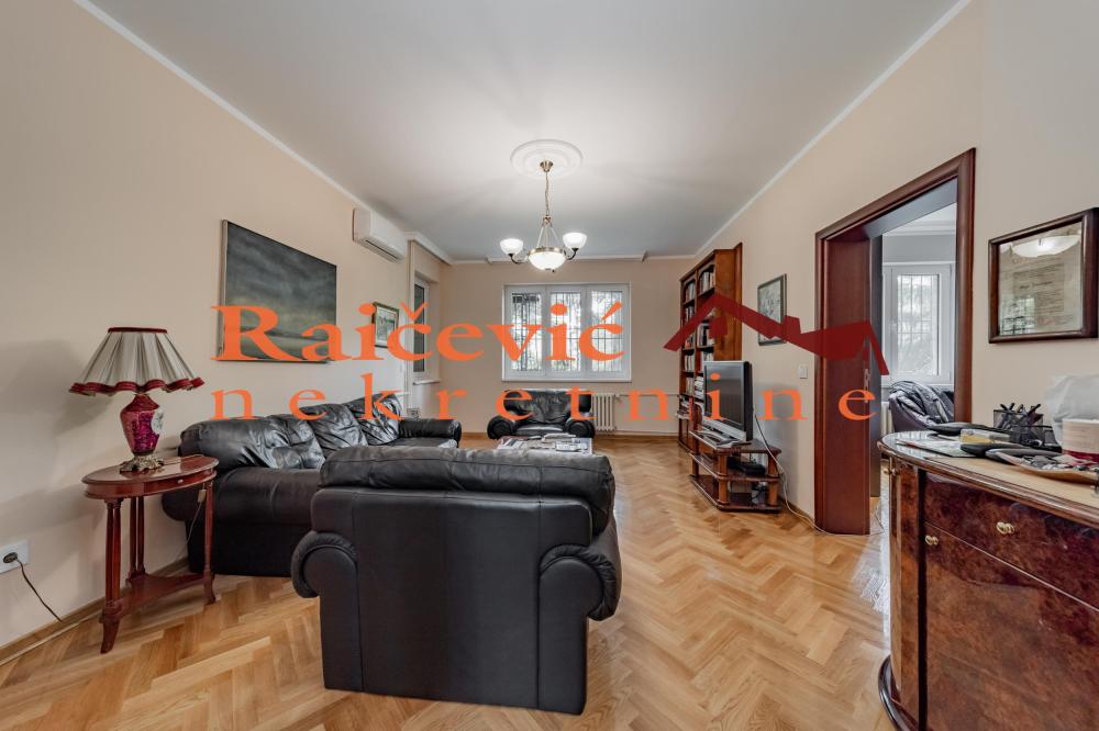 Slika 1 - Mihaila Avramovica, Trosoban stan na prodaju, 98m2, 415.000€