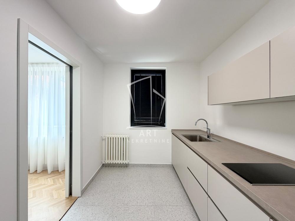 Slika 3 - Majora Branka Vukosavljevića, Trosoban stan za izdavanje, 94m2, 2.500€