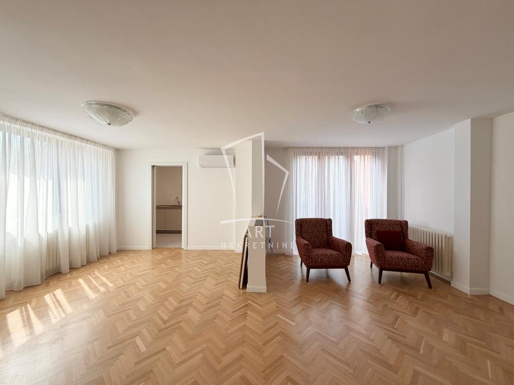 Slika 2 - Majora Branka Vukosavljevića, Trosoban stan za izdavanje, 94m2, 2.500€