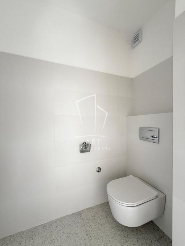 Slika 7 - Majora Branka Vukosavljevića, Trosoban stan za izdavanje, 94m2, 2.500€