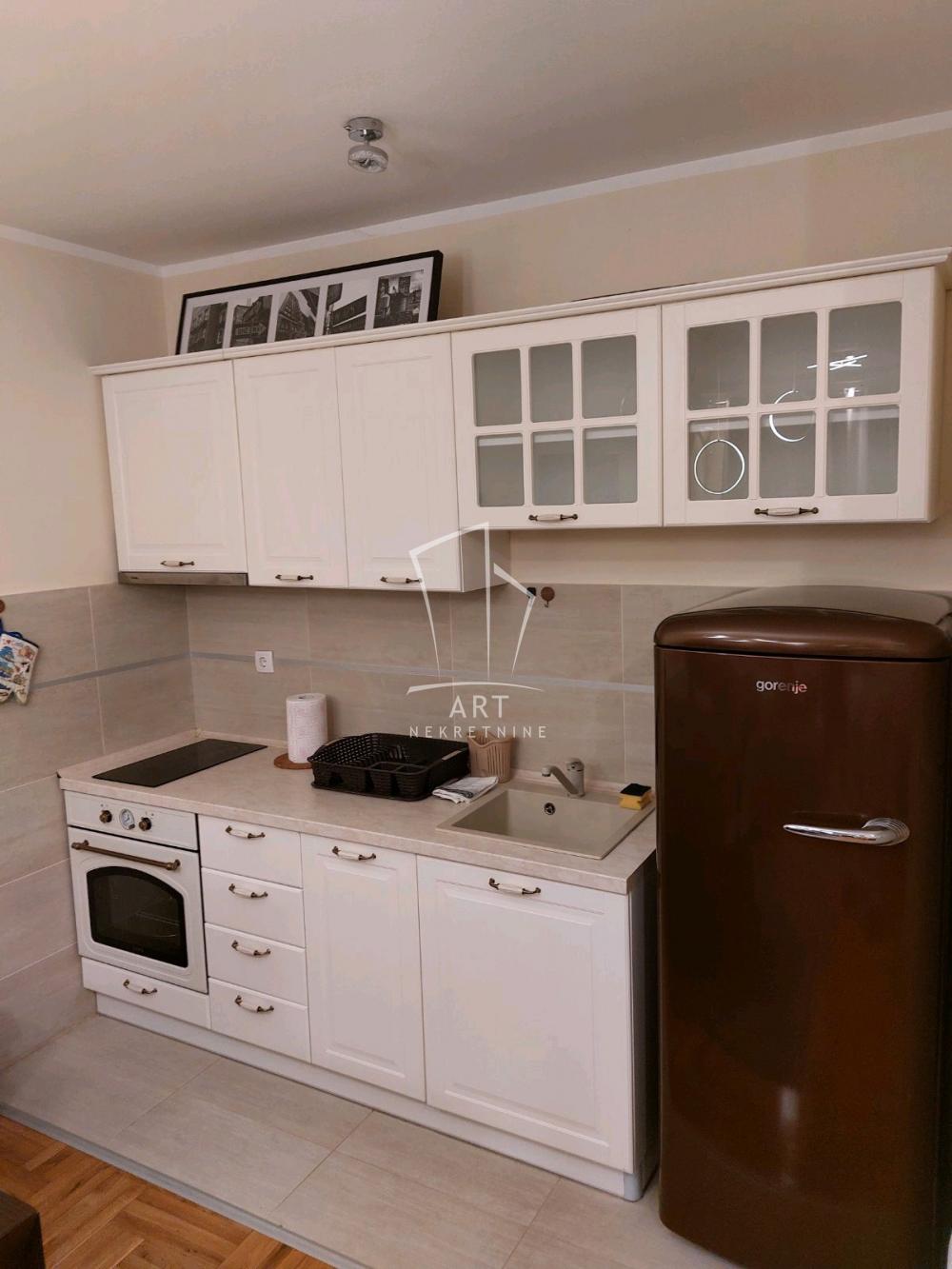 Slika 6 - Cara Dušana, Dvosoban stan za izdavanje, 48m2, 550€