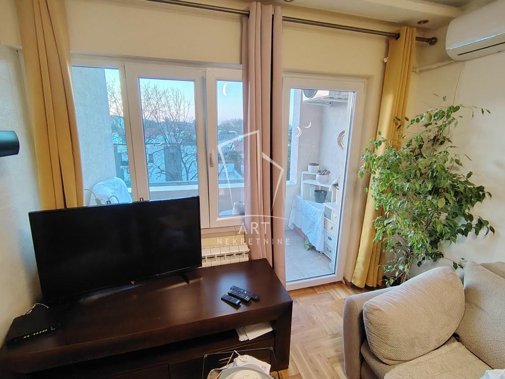 Slika 3 - Cara Dušana, Dvosoban stan za izdavanje, 48m2, 550€