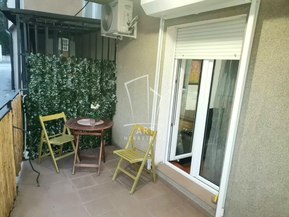 Slika 10 - Tikveška, Dvosoban stan za izdavanje, 41m2, 600€