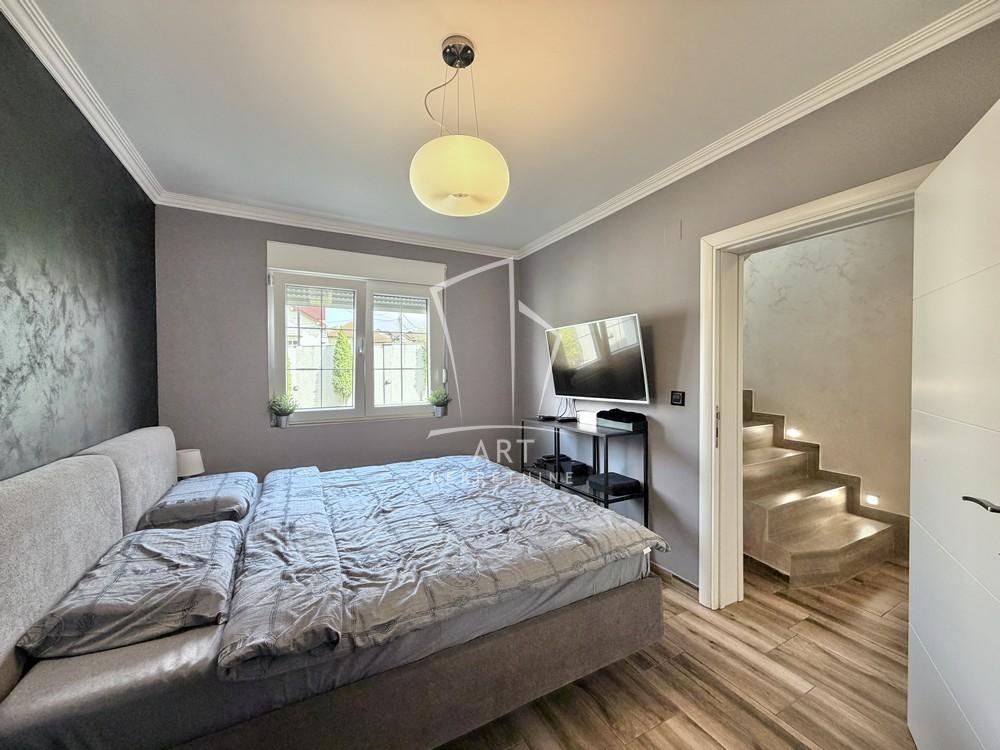 Slika 7 - Zmaja Ognjenog Vuka,  Kuća na prodaju, 230m2, 580.000€