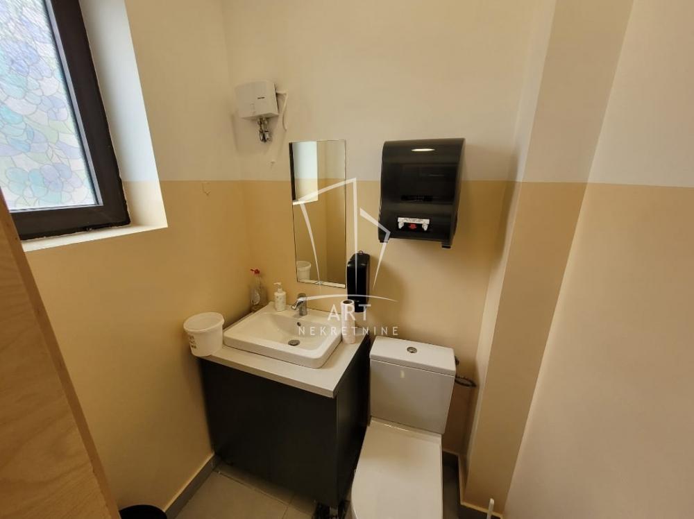 Slika 9 - Anrija Žamea,  Lokal za izdavanje, 79m2, 1.100€