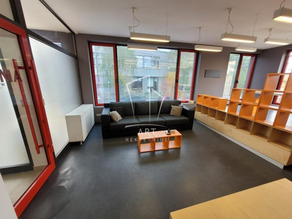 Glavna slika -Anrija Žamea,  Lokal za izdavanje, 79m2, 1.100€