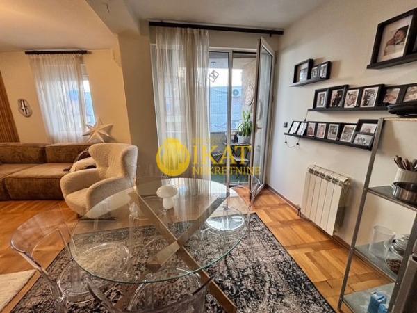 Glavna slika -Gospodara Vučića, Trosoban stan na prodaju, 74m2, 255.000€