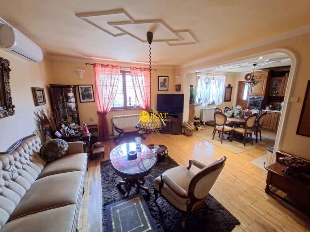 Slika 5 - Ravničarska, Kuća na prodaju, 265m2, 280.000€