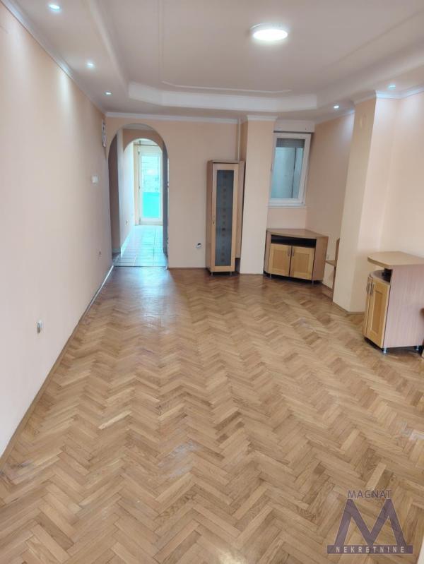 Slika 1 - Trosoban stan na prodaju, 71m2, 165.000€