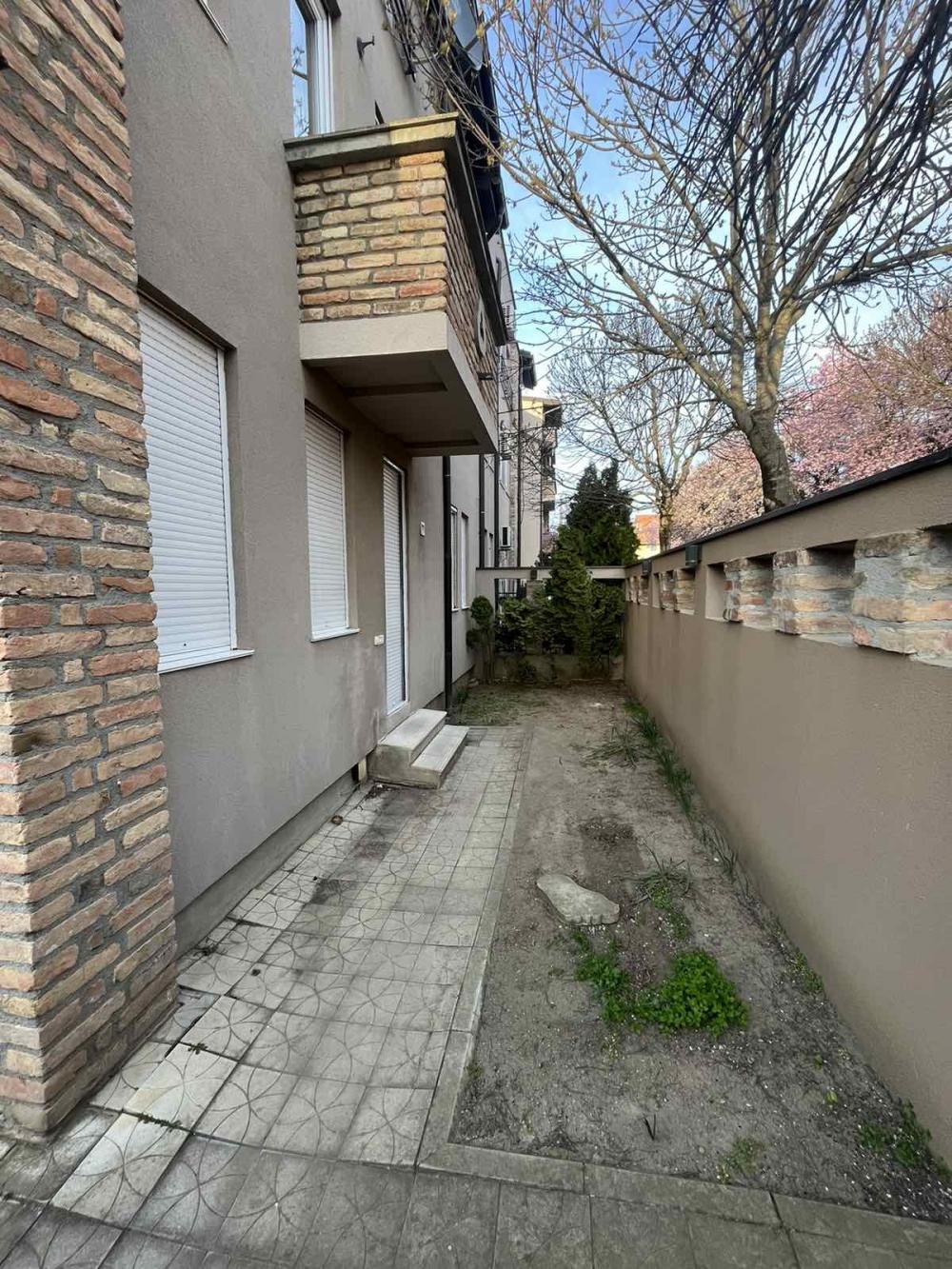 Slika 11 - Voje Radića, Trosoban stan za izdavanje, 105m2, 750€