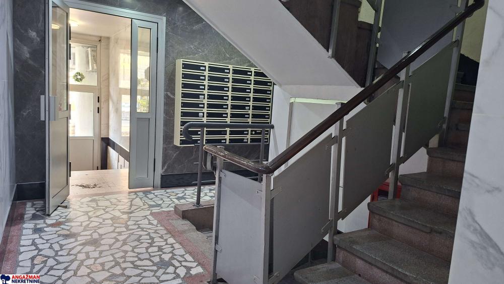 Slika 9 - Karađorđeva, Jednosoban stan na prodaju, 36m2, 164.000€