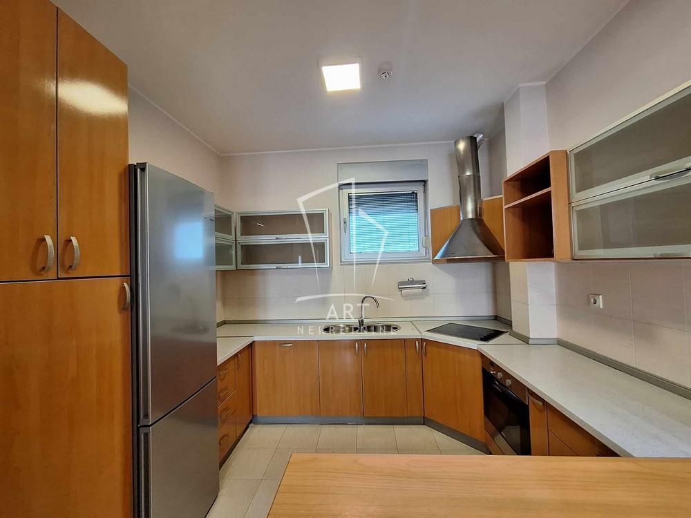 Slika 4 - Drinićka,  Kuća za izdavanje, 125m2, 2.800€
