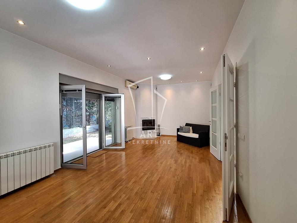 Slika 7 - Drinićka, Petosoban stan za izdavanje, 125m2, 2.800€