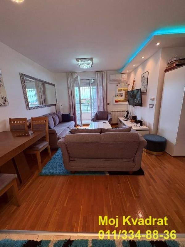 Glavna slika -Jednoiposoban stan na prodaju, 47m2, 132.600€