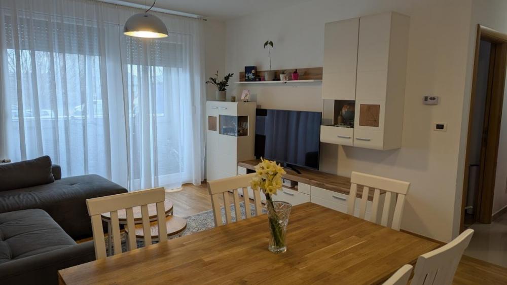 Slika 2 - Dvoiposoban stan na prodaju, 67m2, 203.000€