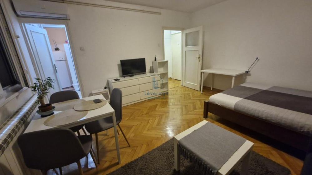 Glavna slika -Vojvode Stepe, Jednosoban stan za izdavanje, 30m2, 450€